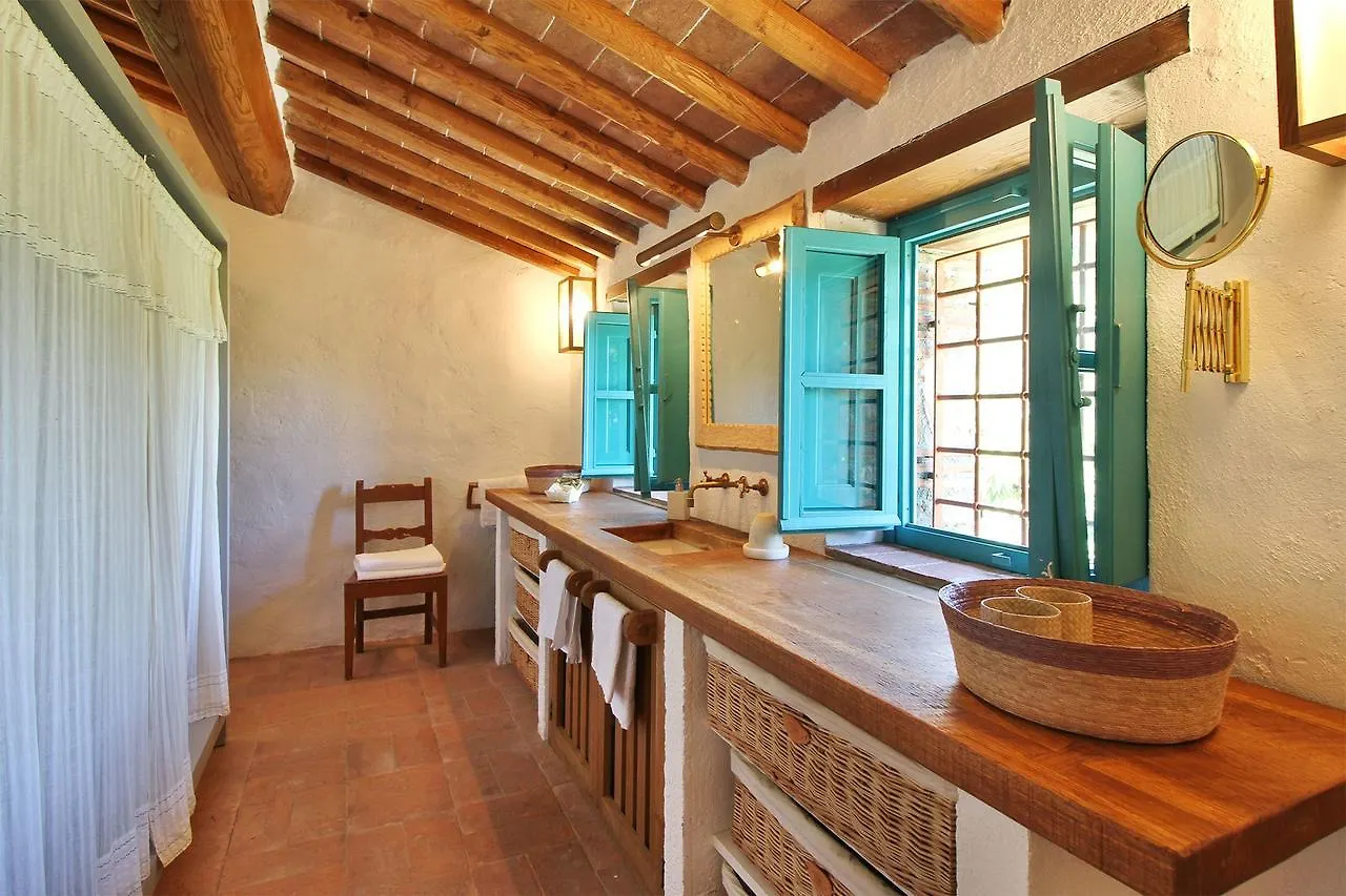 Macennere By Salogi Villas Lucca Italy