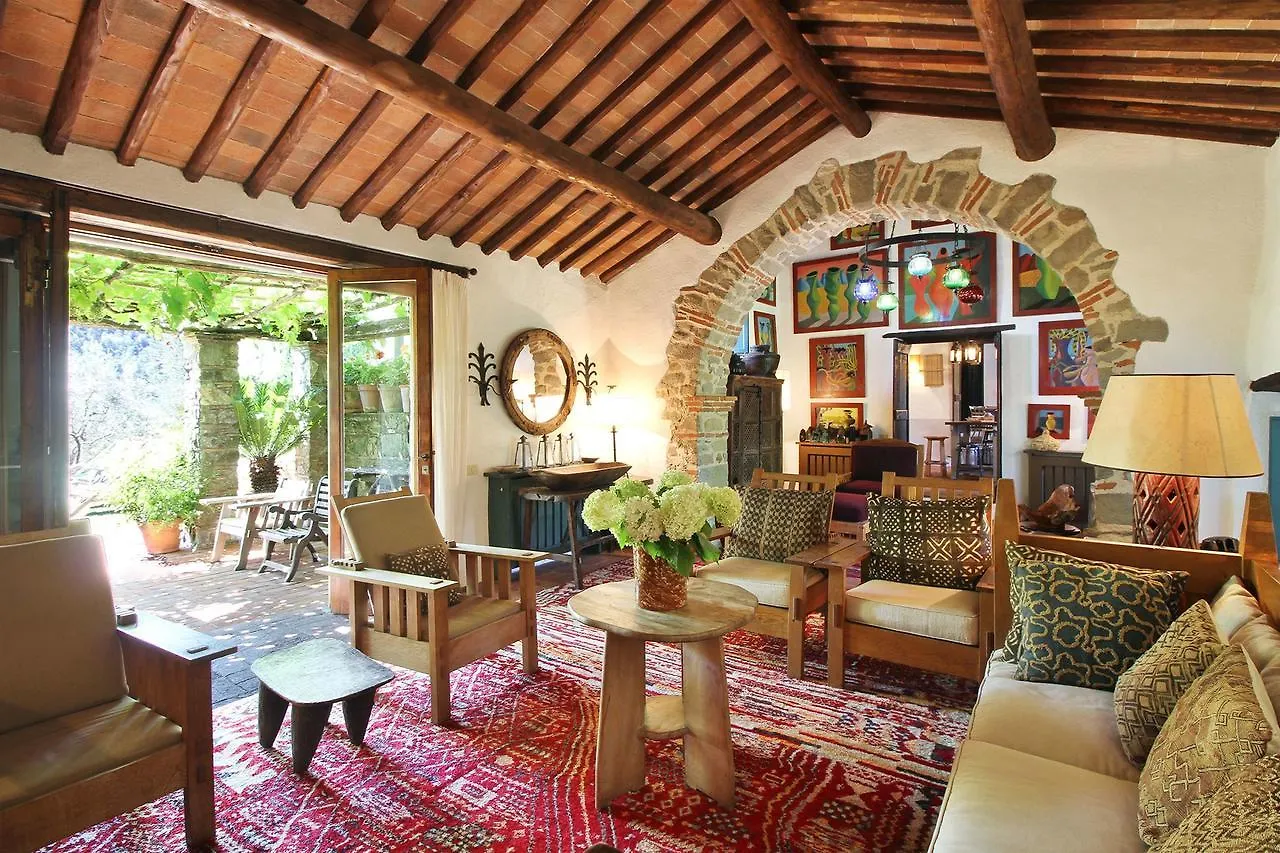 Macennere By Salogi Villas Lucca